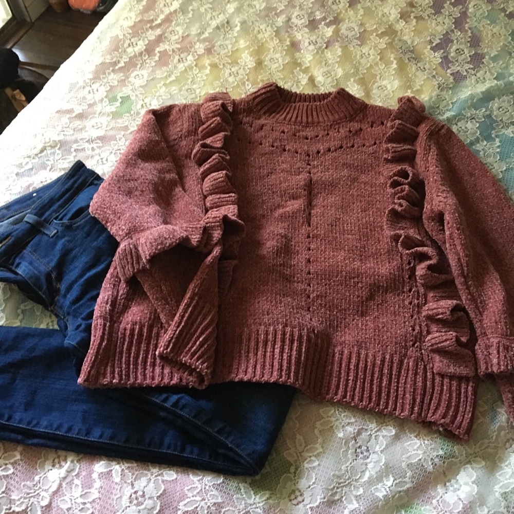 Sweater - Picture 4 of 7